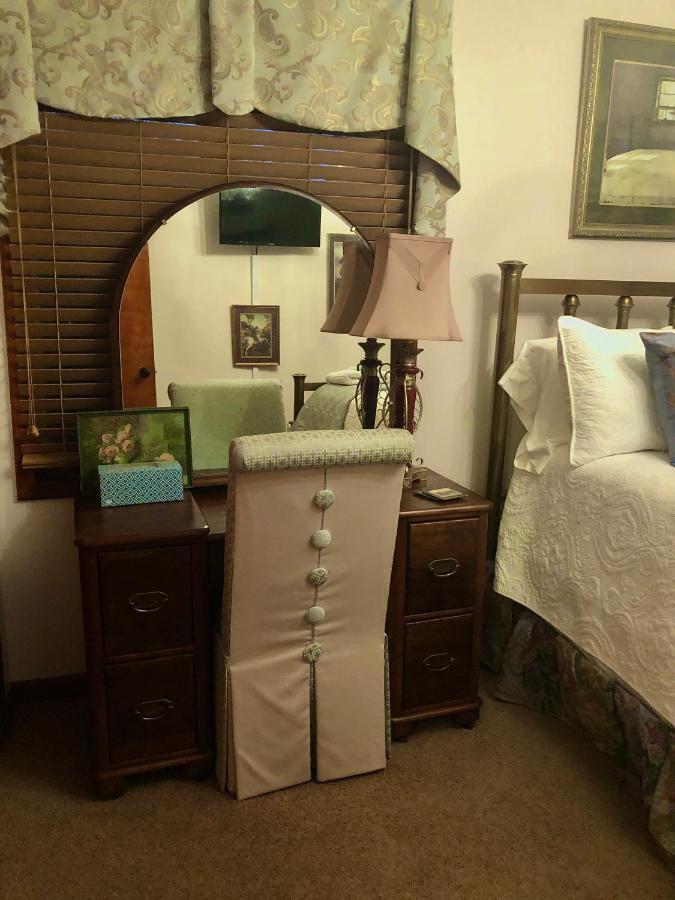 Winnie'S Bed & Breakfast Lawrenceburg Экстерьер фото