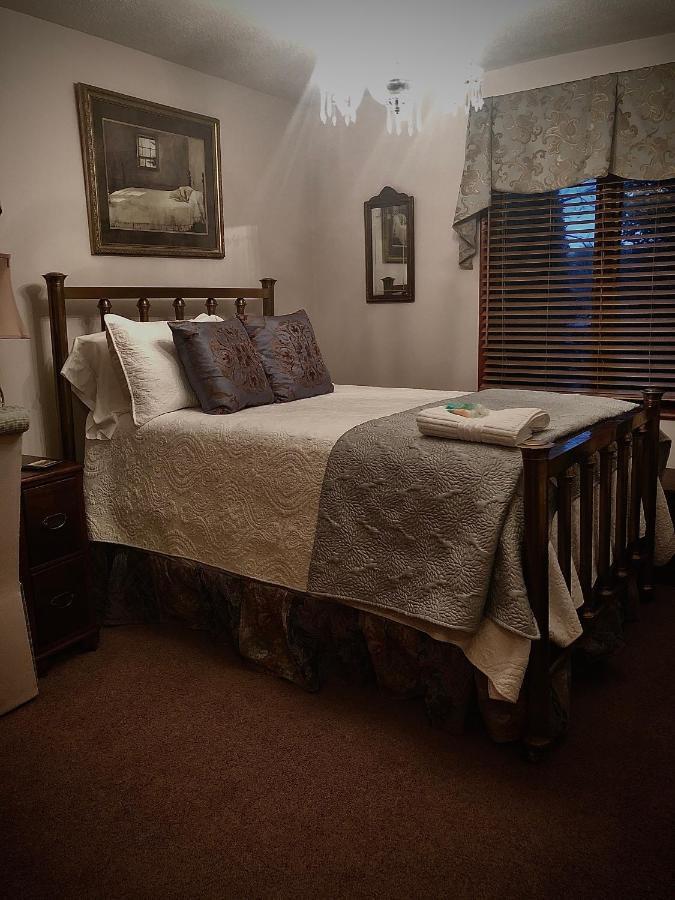 Winnie'S Bed & Breakfast Lawrenceburg Экстерьер фото